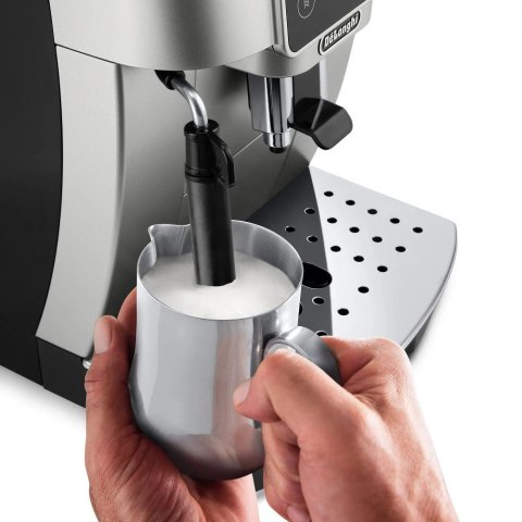 Ekspres ciśnieniowy DeLonghi ECAM 220.30.SB Ekspres ciśnieniowy DeLonghi ECAM 220.30.SB