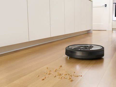 Robot sprzątający iRobot Roomba i7 (WYPRZEDAŻ)