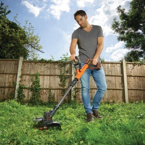 KOSIARKA ŻYŁKOWA 18V 4Ah STC1840EPC BLACK DECKER (WYPRZEDAŻ) KOSIARKA ŻYŁKOWA 18V 4Ah STC1840EPC BLACK DECKER (WYPRZEDAŻ)