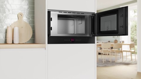 Kuchenka mikrofalowa BOSCH BFR7221B1 Kuchenka mikrofalowa BOSCH BFR7221B1