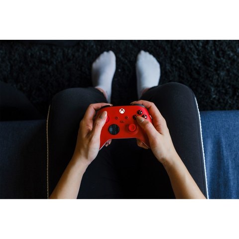 Microsoft Xbox Series Kontroler - Pulsujący czerwon (WYPRZEDAŻ)