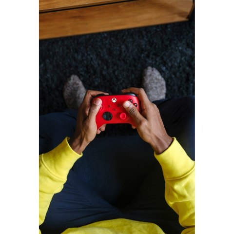 Microsoft Xbox Series Kontroler - Pulsujący czerwon (WYPRZEDAŻ)