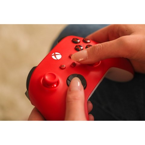 Microsoft Xbox Series Kontroler - Pulsujący czerwon (WYPRZEDAŻ)