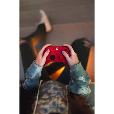 Microsoft Xbox Series Kontroler - Pulsujący czerwon (WYPRZEDAŻ)