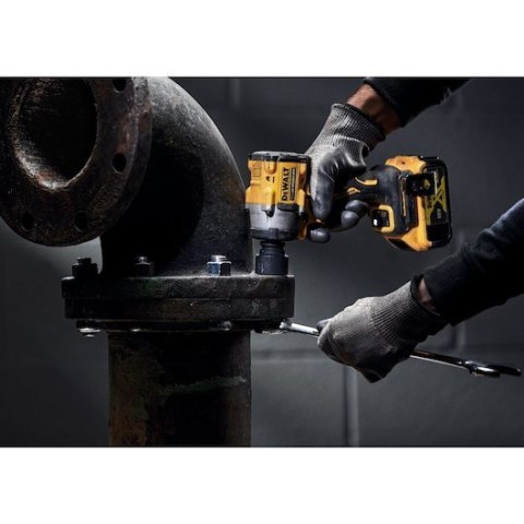Klucz udarowy 1/2 18V DCF922P2T-QW DEWALT Klucz udarowy 1/2 18V DCF922P2T-QW DEWALT