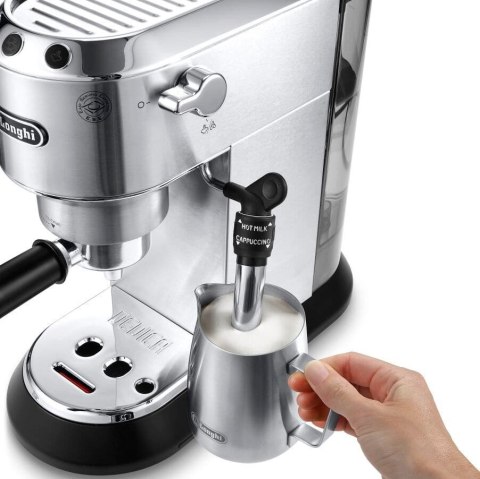 Ekspres kolbowy DeLonghi Dedica Style EC 685.M (1350W; kolor srebrny) (WYPRZEDAŻ) Ekspres kolbowy DeLonghi Dedica Style EC 685.M (1350W; kolor srebrny) (WYPRZEDAŻ)